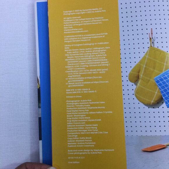 Dynamite Kids Cooking School By Dana Bowen and Sarah Kate Gillingham Hardcover - Picture 8 of 14